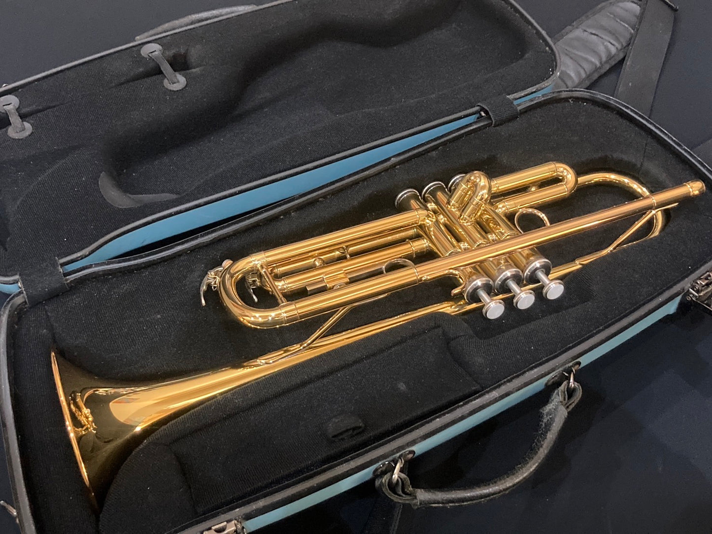 Yamaha YTR-2335 B♭ Trumpet