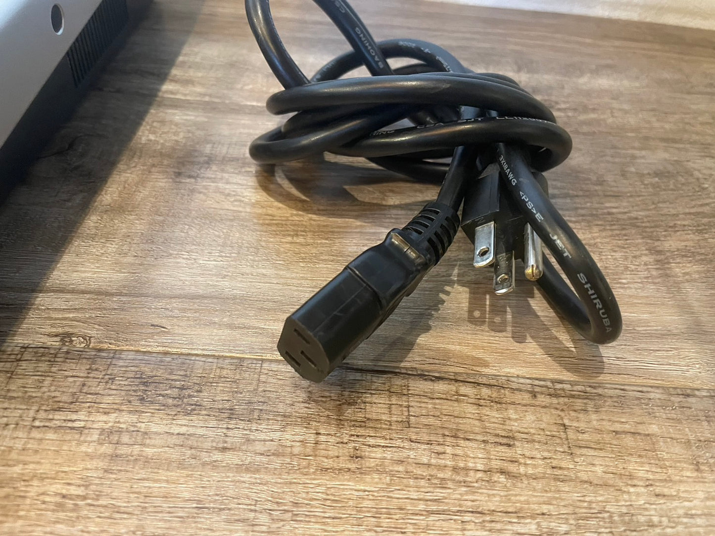 Behringer XENYX X2222USB Analog Mixer